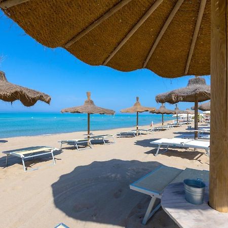 ウジェント Badia Del Casale Bed & Breakfast エクステリア 写真