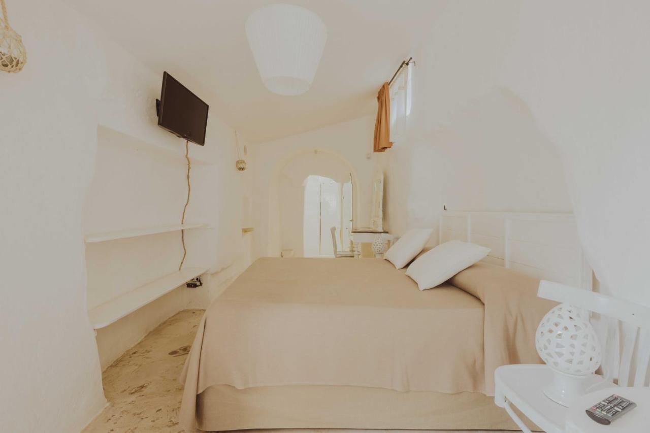 ウジェント Badia Del Casale Bed & Breakfast エクステリア 写真