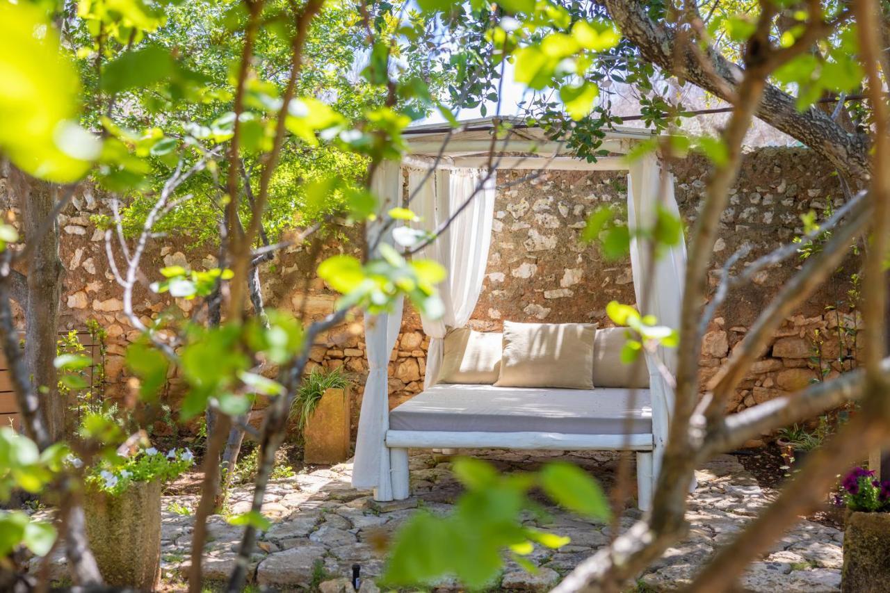 ウジェント Badia Del Casale Bed & Breakfast エクステリア 写真