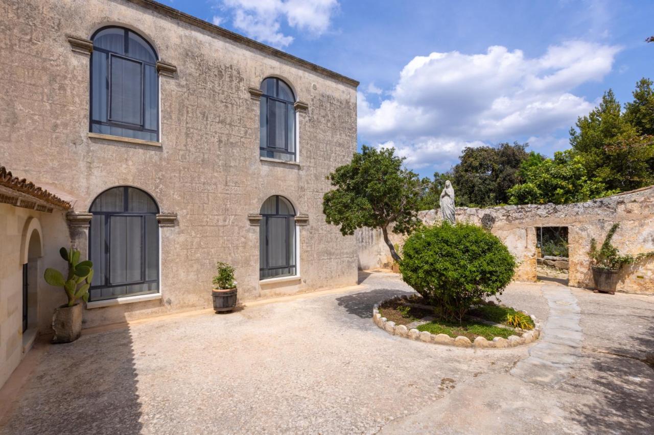 ウジェント Badia Del Casale Bed & Breakfast エクステリア 写真