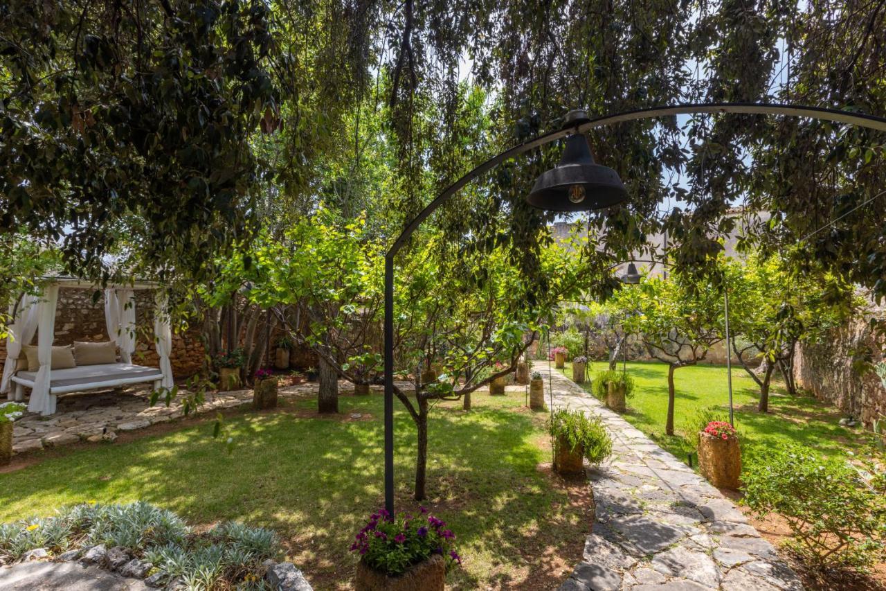 ウジェント Badia Del Casale Bed & Breakfast エクステリア 写真