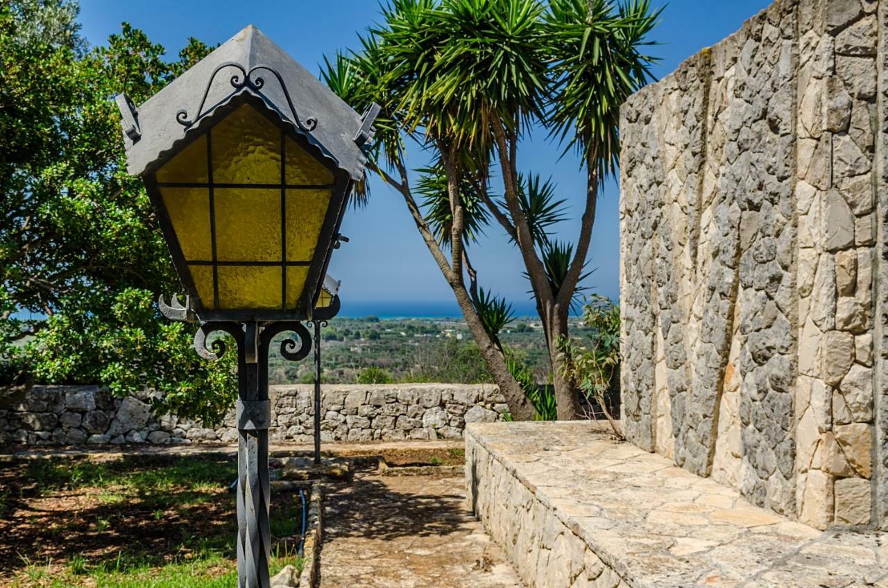 ウジェント Badia Del Casale Bed & Breakfast エクステリア 写真