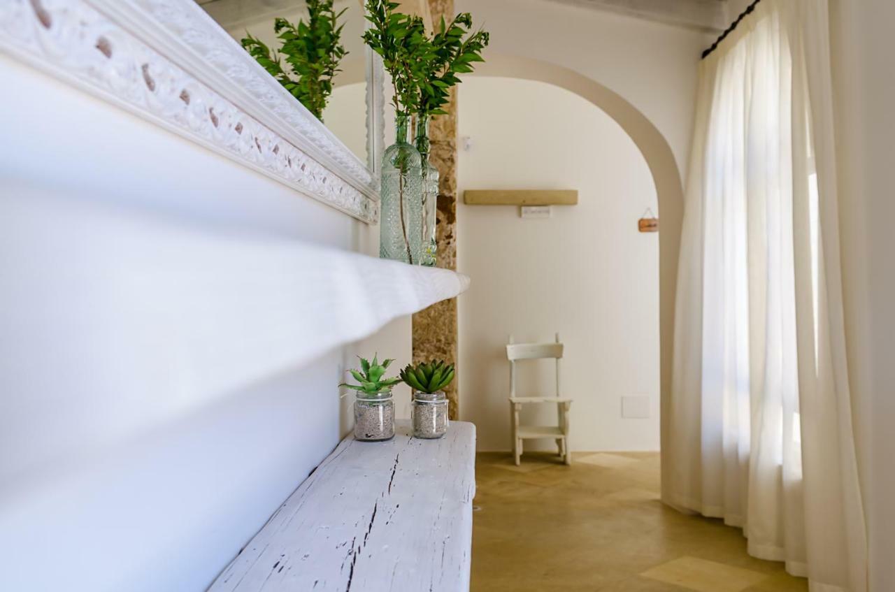 ウジェント Badia Del Casale Bed & Breakfast エクステリア 写真